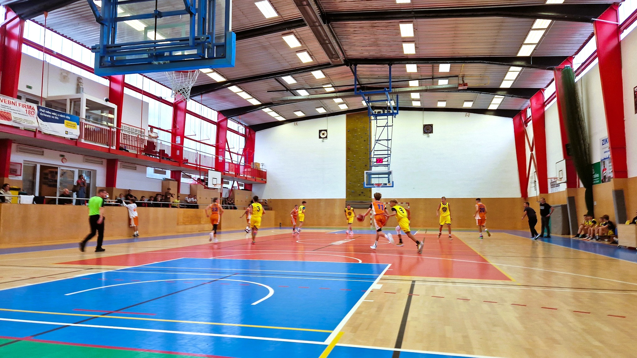 Těsné vítězství v Turnově a zkušenosti pro nové hráče